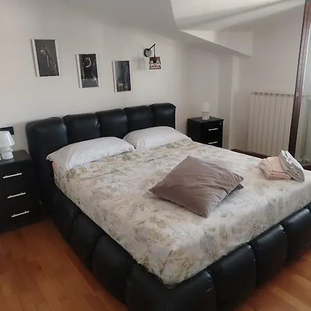Carmehouse דירה